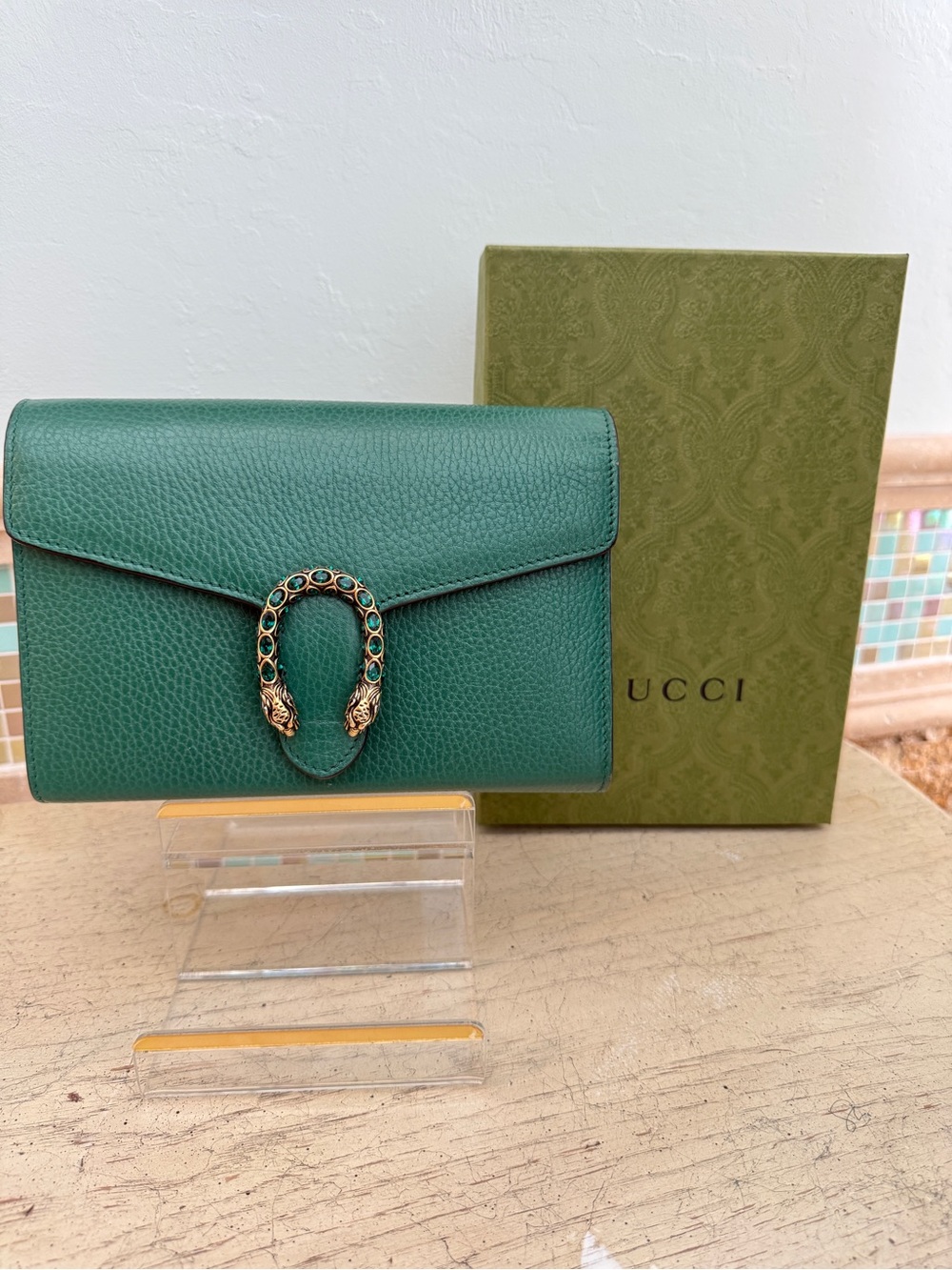 Gucci Dionysus Wallet on Chain in Emerald Green
